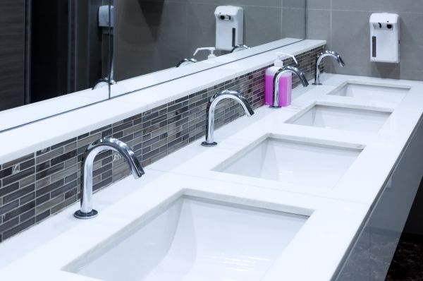 Cost of Commercial Plumbing Service in Valencia