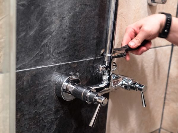 Cost of Shower Valve Installation in Valencia