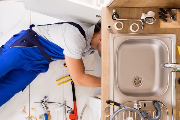 Cost of Sink Drain Repair in Valencia
