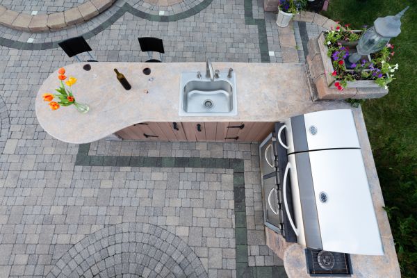 Cost of Outdoor Sink Installation in Valencia
