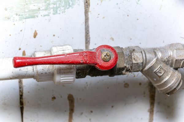 Cost of Shut Off Valve Replacement in Valencia